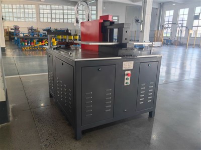 Máquina dobladora de barras colectoras de cobre hidráulica CNC